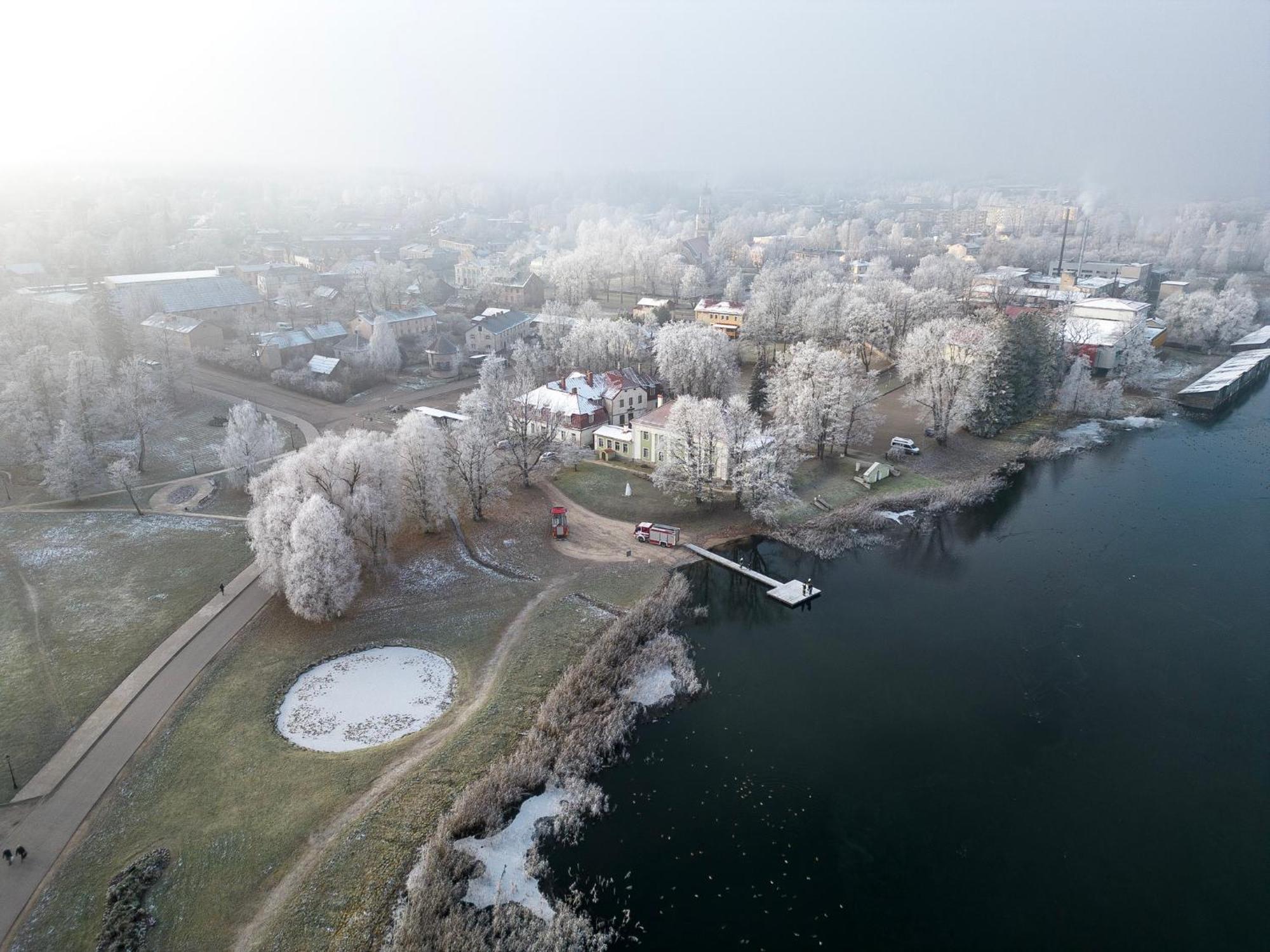 Lake Aluksne Studio Apartment エクステリア 写真
